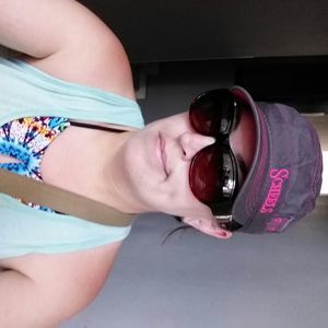 Meet your Posher, Janel